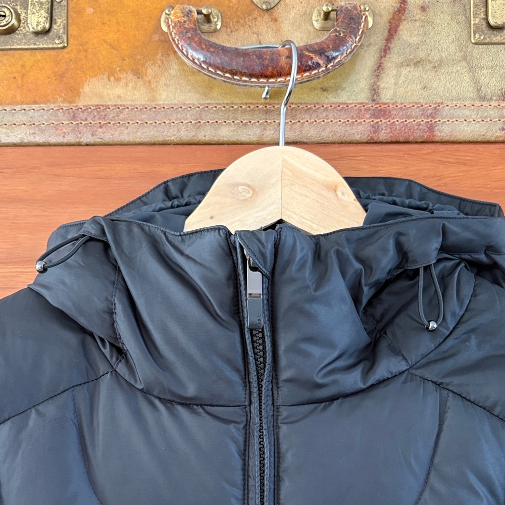 Lolë Women's Black Down Puffer Jacket - Picture 13 of 16